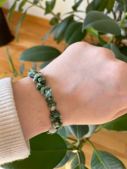 Tree Agate Crystal Chip Bracelet