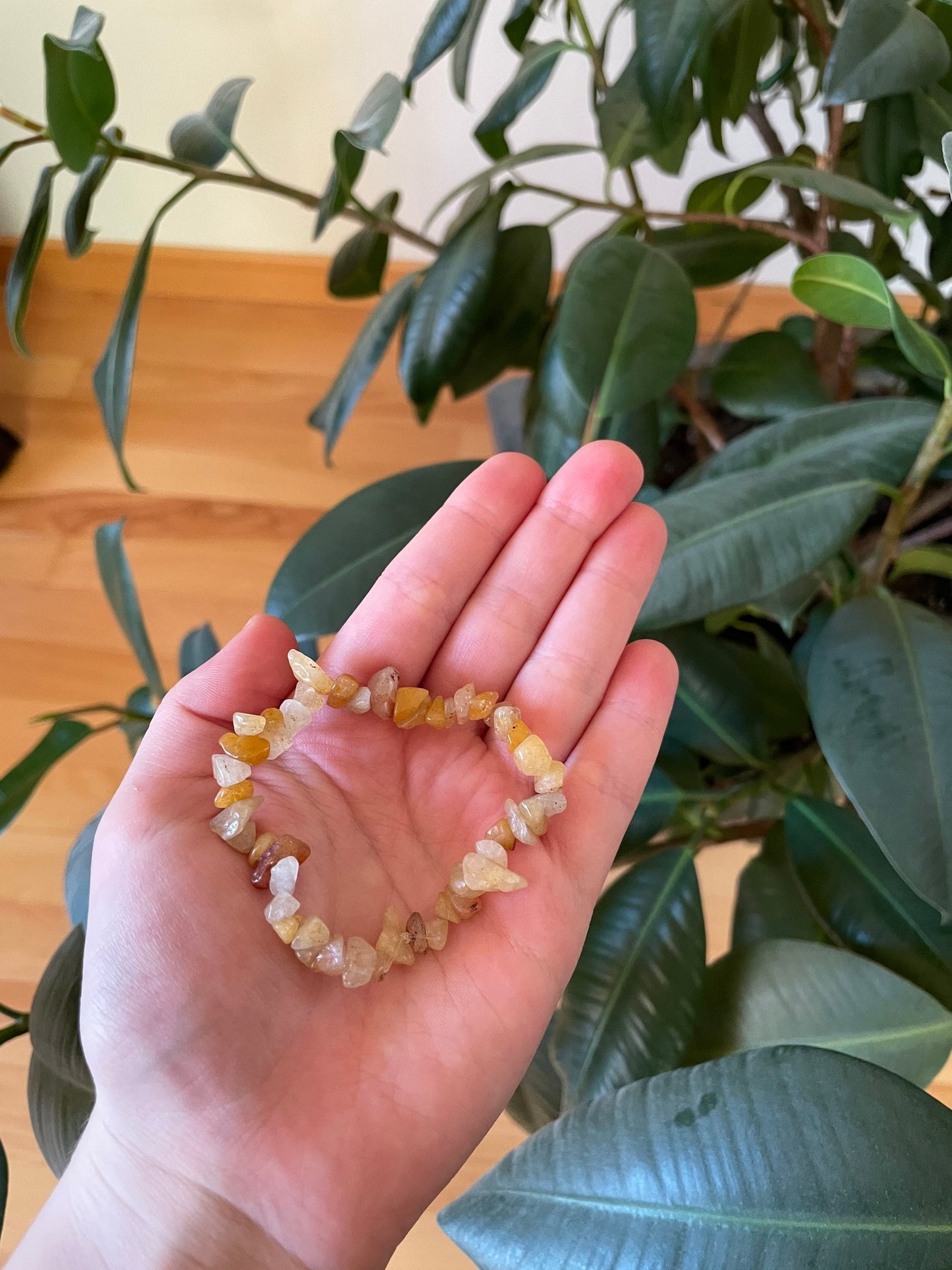 Yellow Jade Crystal Chip Bracelet